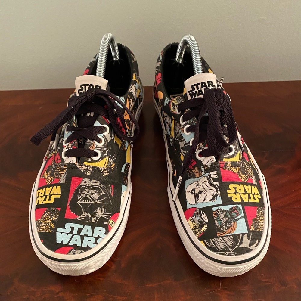 Star Wars Vans RARE Size 9.0 M / 10.5 W